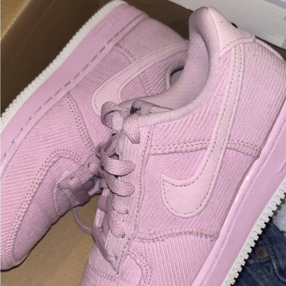 Nike pink Air Force 1 size 3 kids